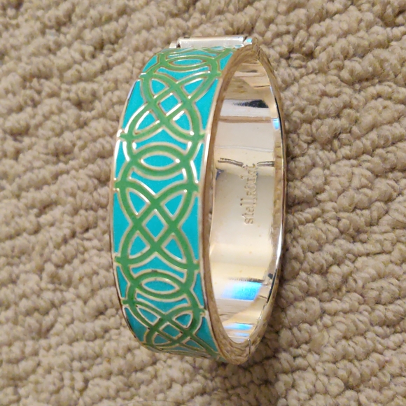 Stella and dot Eleanor bangle - Picture 3 of 3